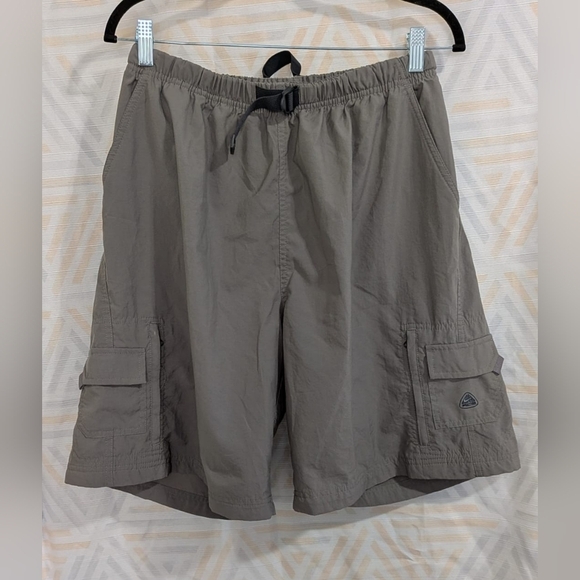 Nike ACG Belted Cargo Hiking Nylon Shorts Size L In Gray - Picture 1 of 8